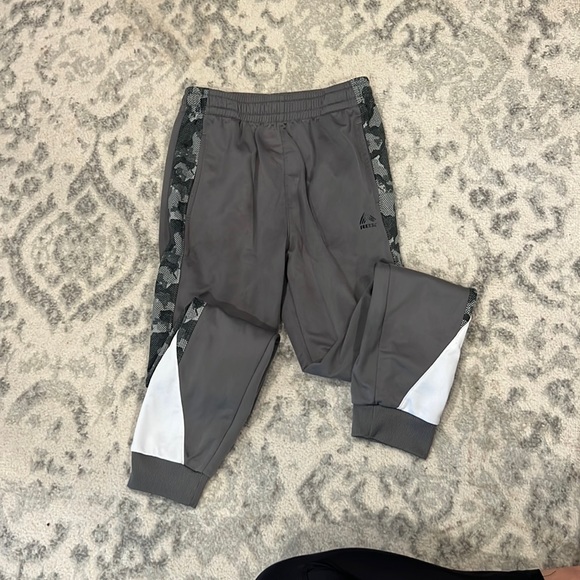 Boys Reebok Joggers - Picture 1 of 1